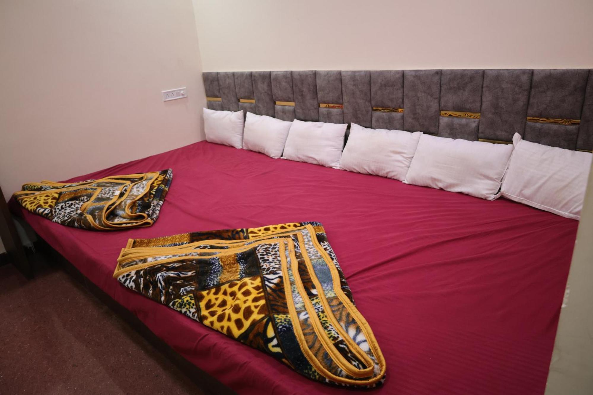 Hotel Shree Kalbhairav Kripa Ujjain Εξωτερικό φωτογραφία